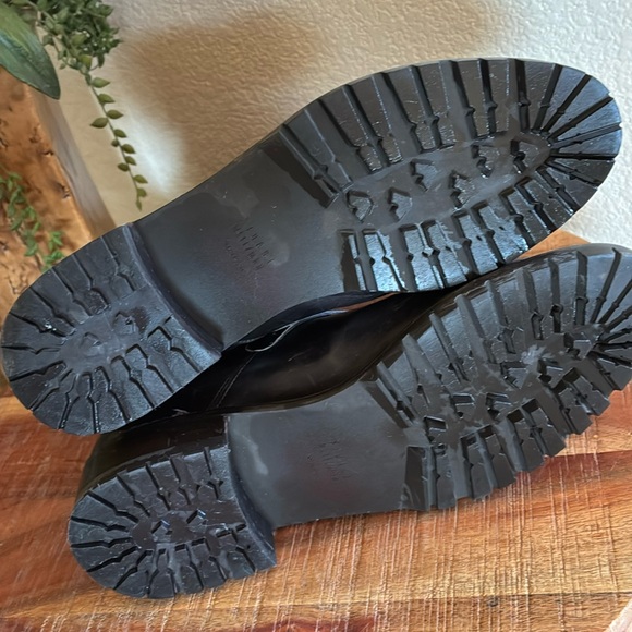 STUART WEITZMAN leather combat boots, brown, brass buckle/straps, lug sole. 7 - Picture 12 of 17